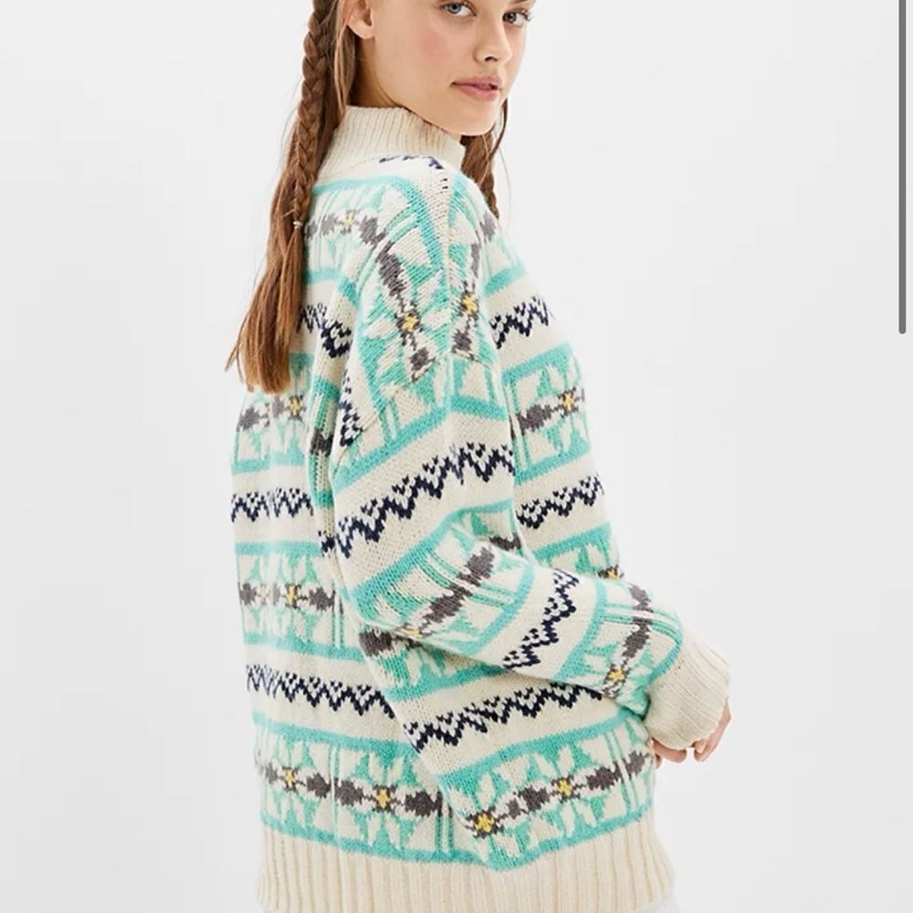 American Eagle Oversized Blue & Cream Mock Neck Fair Isle Sweater